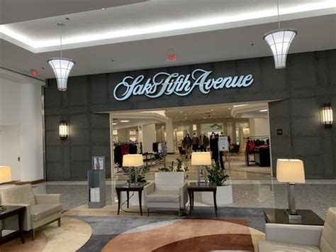 saks fifth avenue mclean